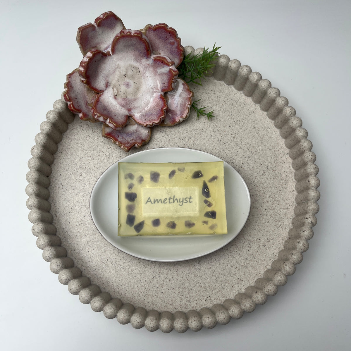 Seife mit Edelsteinen - Amethyst - Eukalyptusduft
