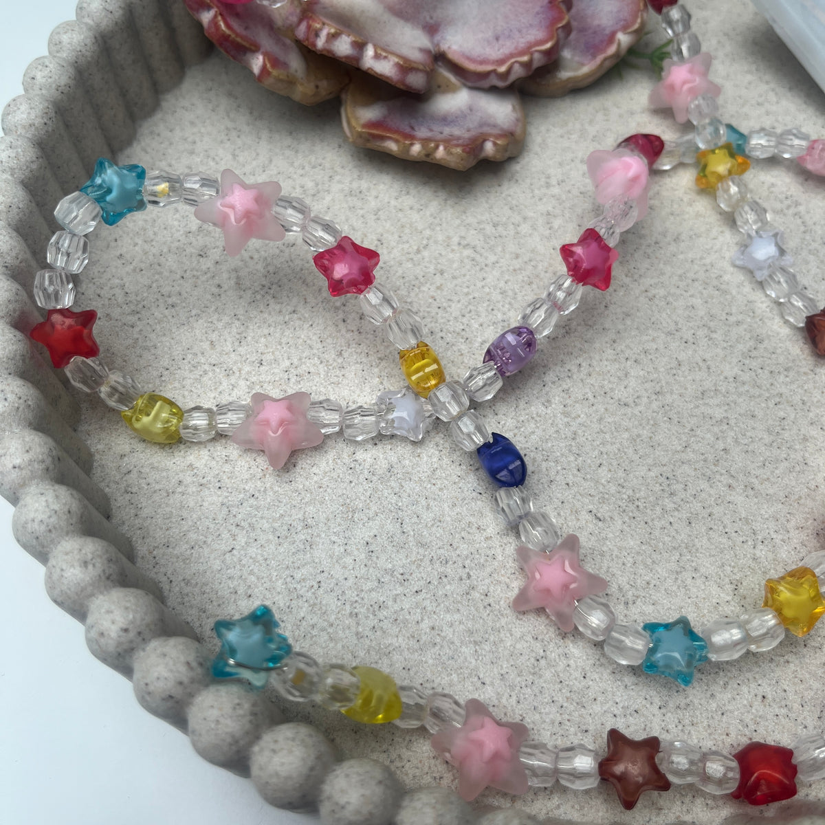 Handgemachte Perlenkette mit LED-Lichterkette